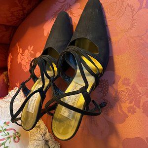 Roberto Vianni for Neiman Marcus size 7 N beautiful black heels
